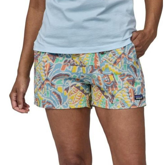 Patagonia Pants - New Patagonia Summer Lago Blue Funhoggers 4" shorts size Medium